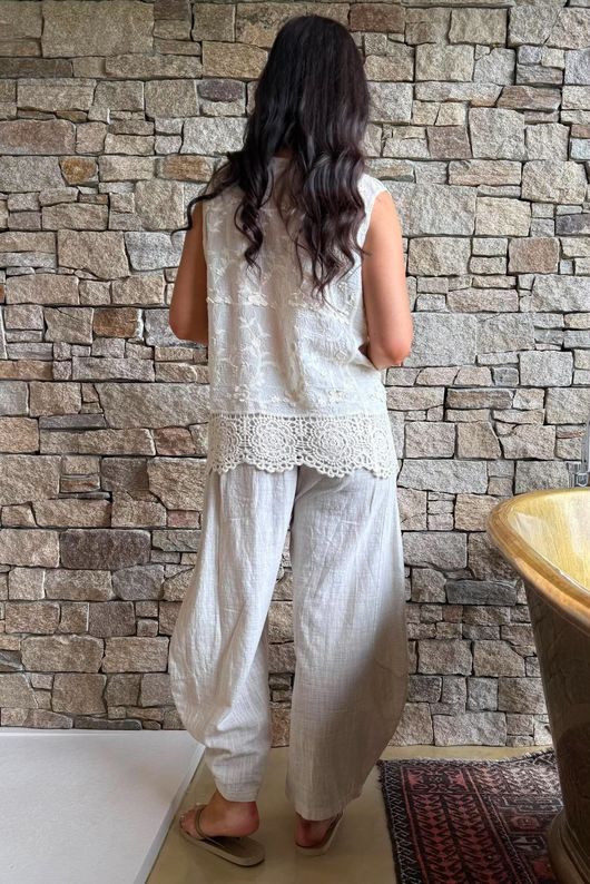 Veronica Embroidered Tank Vintage Cream